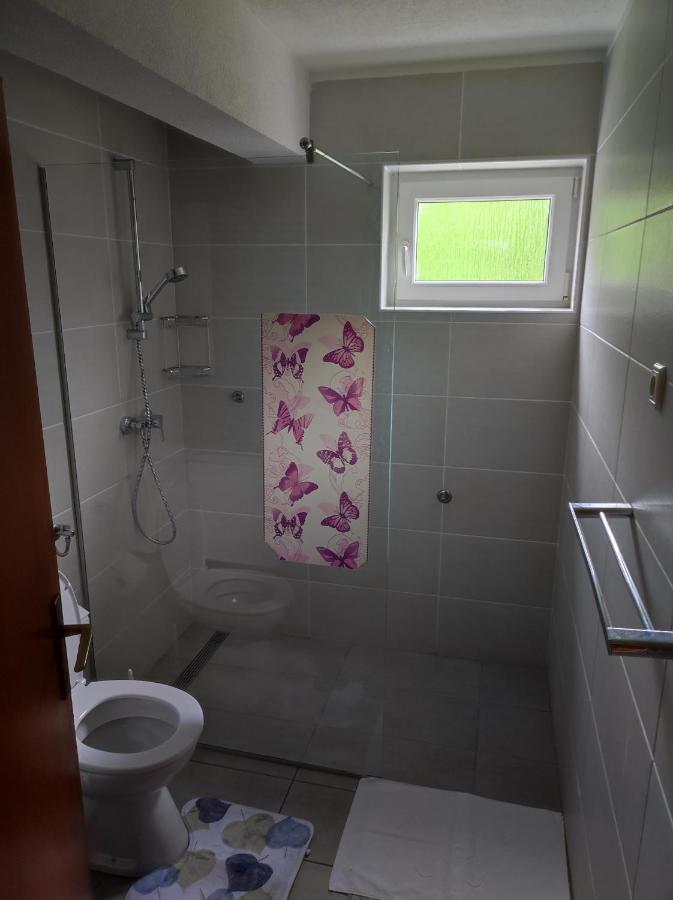 Apartment Sanja Smoljanac Esterno foto